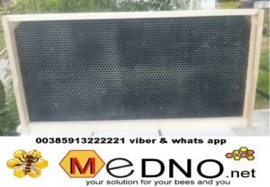 plastic comb foundation 13 1 scaled