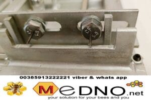 Bušač i utiskivač nitni/ zakovica , bočno bušenje okvira – pocinčani sa pomičnim čeličnim iglama u 4-5 rupa za LR, DB,AŽ,Farrar okvire /BEE HIVE FRAME EYELET HOLE PUNCH 4-5 holes for LR, DB , AŽ , Farrar and other