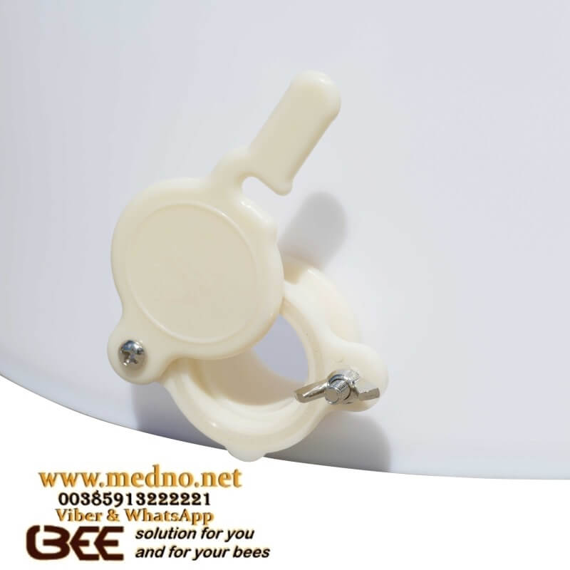 Posuda ( kanta ) za med(pvc) 30kg sa slavinom 30L Plastic Honey Bucket With Honey Gate / tap 30-Liter-Honigeimer aus Kunststoff mit Honigverschluss / Zapfhahn Secchio per miele in plastica da 30 litri con porta miele / rubinetto Cubo de miel de plástico 30L con puerta de miel / grifo Seau à miel en plastique 30L avec porte à miel / robinet