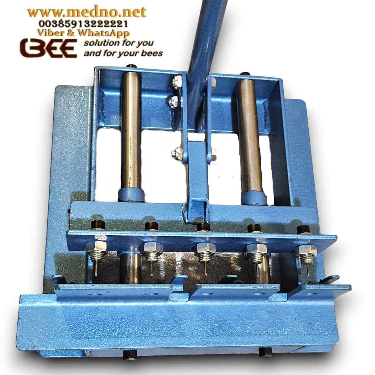 Bušač i utiskivač nitni / zakovica sa čeličnim fiksnim iglama za 4 - 5 rupa za LR,DB,Farrar,AŽ okvire